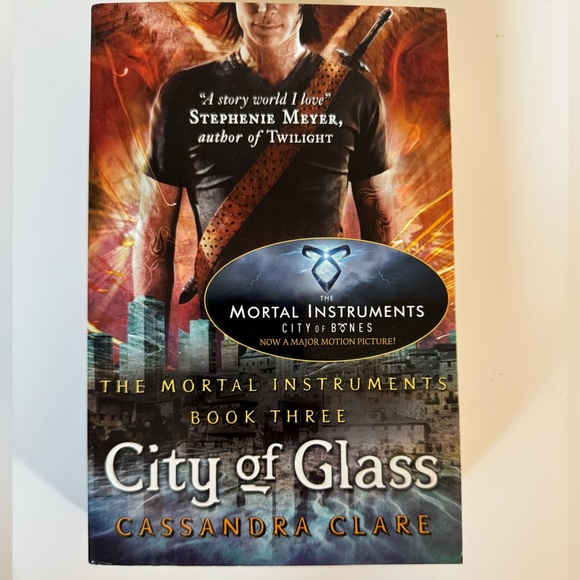The Mortal Instruments Books (Books 2-5) - Picture 5 of 10